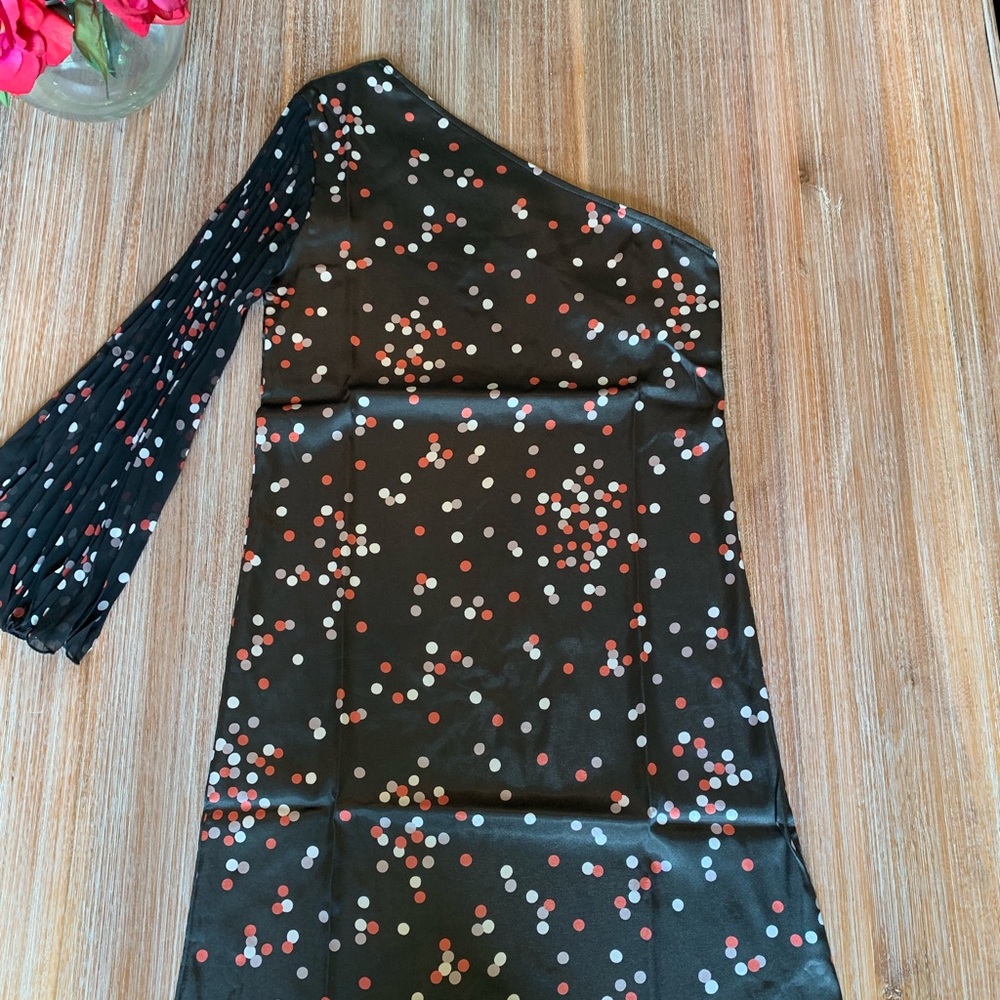 💫💥NWT! Emma Dress w/multi dots💫